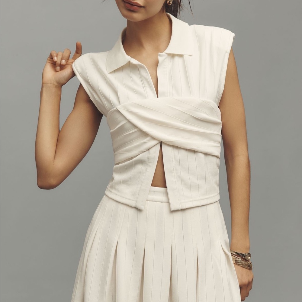 Blue Tassel by Anthropologie Twist Front Sleeveless Top